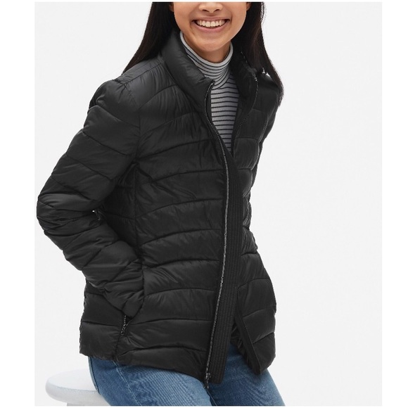 GAP Jackets & Blazers - Lightweight Black Puffer Jacket